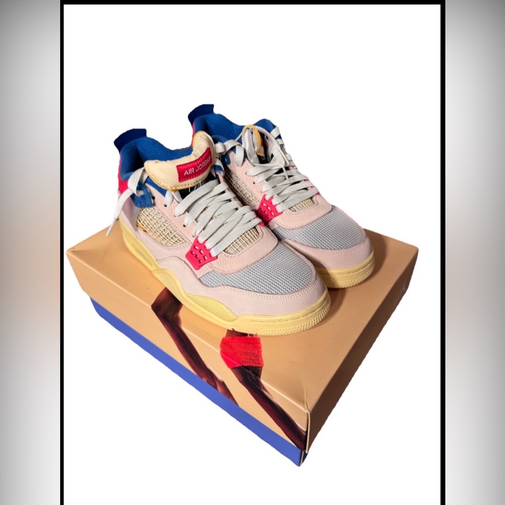 Jordan 4 Retro x Union LA Mid Guava Ice